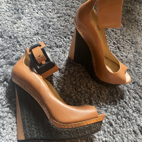 Brian Atwood sandals plateform - Picture 4 of 9